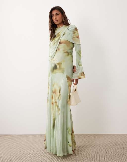ASOS DESIGN – Grön, suddigt blommig maxiklänning i mesh med överlager och draperad ringning, 2 av 4