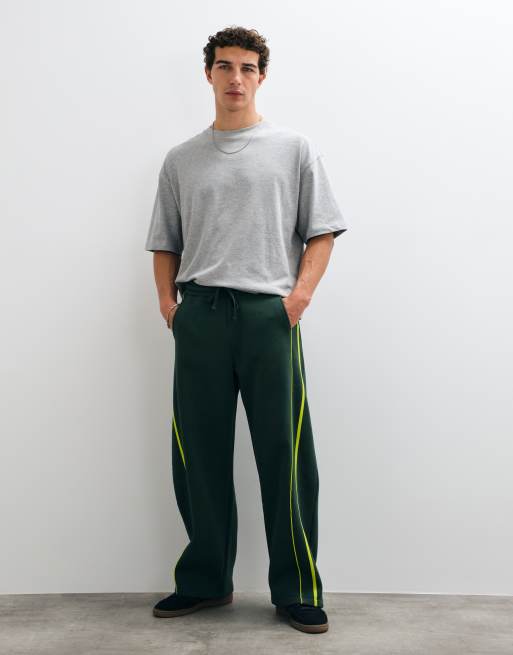ASOS DESIGN – Gröna mjukisbyxor i cocoon-modell med revärer, 3 av 9