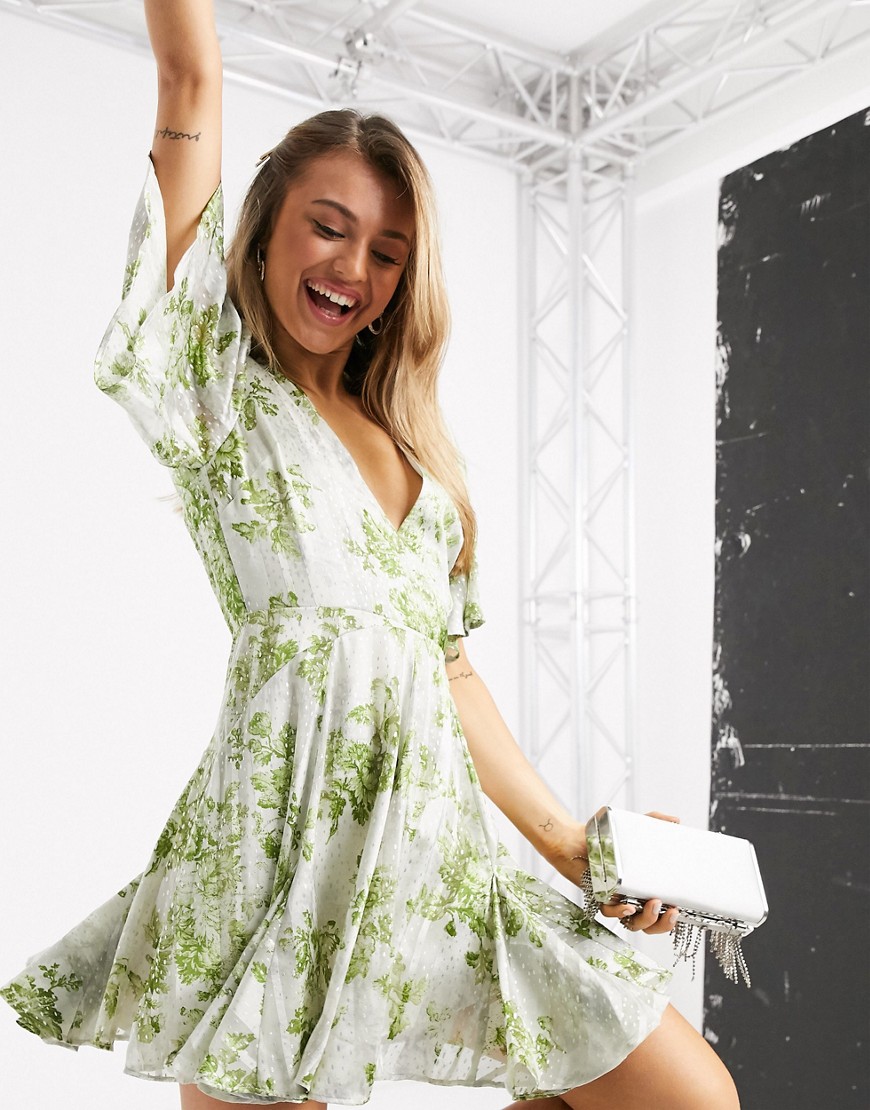 ASOS DESIGN – Grönblommig miniklänning med glansigt jacquardmönster och klockad kjol-Flerfärgad