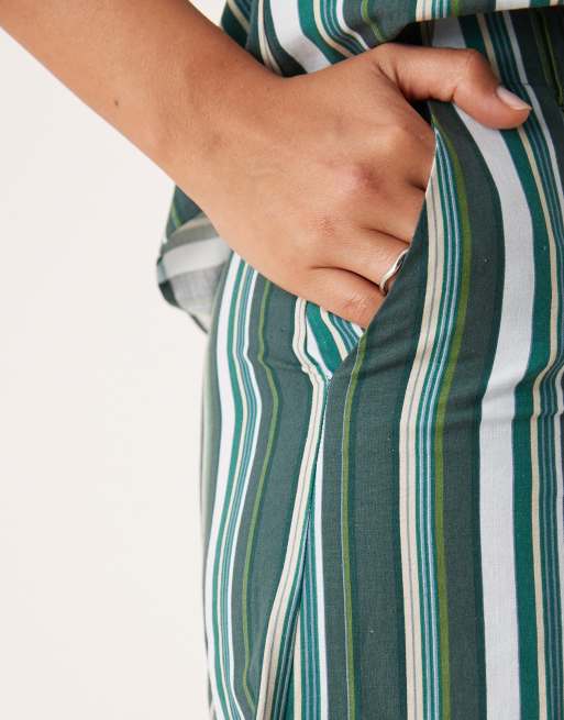 ASOS DESIGN – Grönrandiga byxor i linnemix med barrelben, del av set, 2 av 5