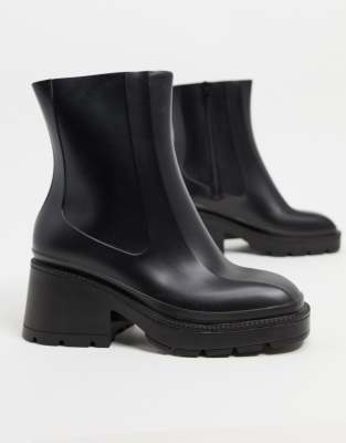 rain heel boots