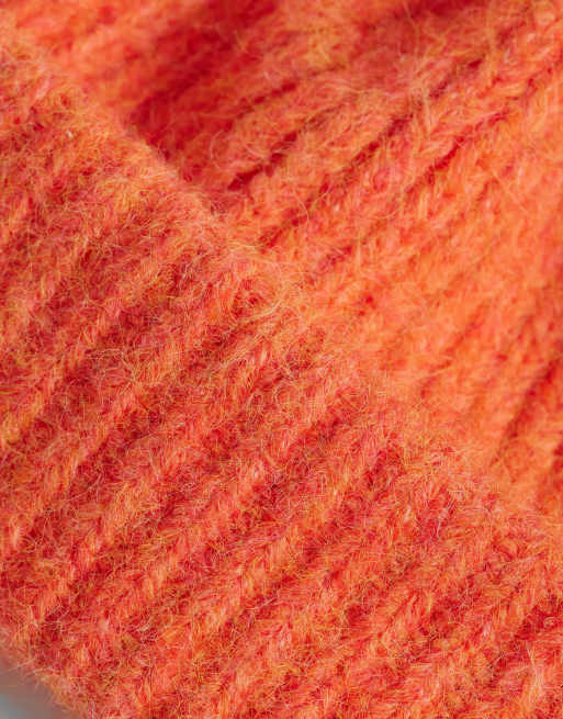 ASOS DESIGN grovstickad mössa i orange, 2 av 3