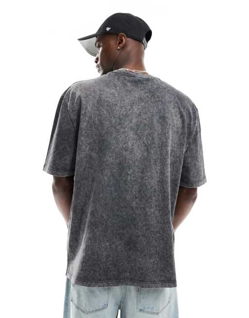 ASOS DESIGN – Gruby czarny T-shirt oversize z haftowanym wzorem na piersi, 4 z 4