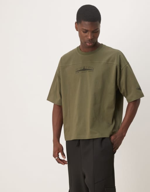 ASOS DESIGN – Gruby T-shirt o pudełkowym kroju oversize w kolorze khaki z nadrukiem na piersi i ozdobnymi szwami