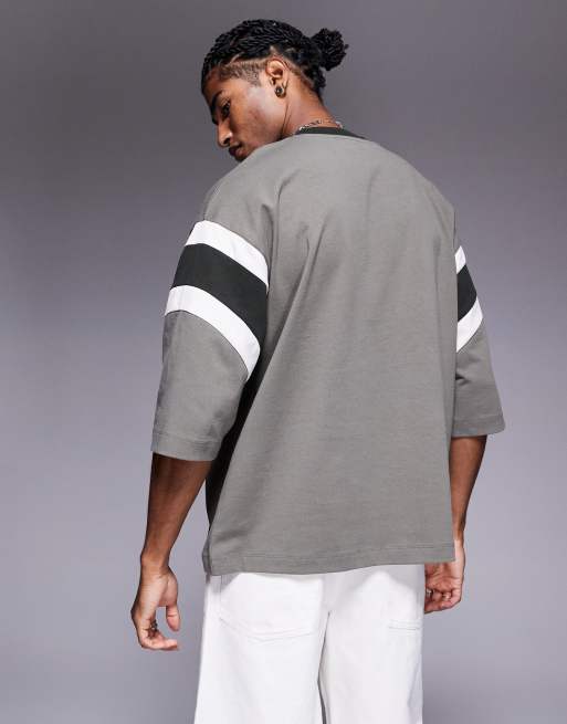 ASOS DESIGN – Gruby T-shirt oversize w kolorze khaki z kontrastowymi wstawkami , 2 z 4
