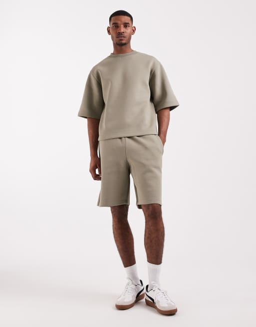 ASOS DESIGN – Gruby zestaw z materiału w stylu scuba w kolorze khaki z szortami oversize i T-shirtem o luźnym kroju