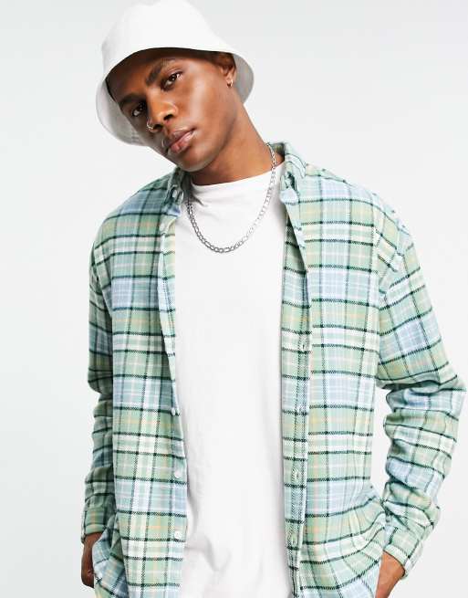 ASOS DESIGN – Grün kariertes Oversize-Hemd im Stil der 90er aus gebürstetem Flanell, 3 von 4