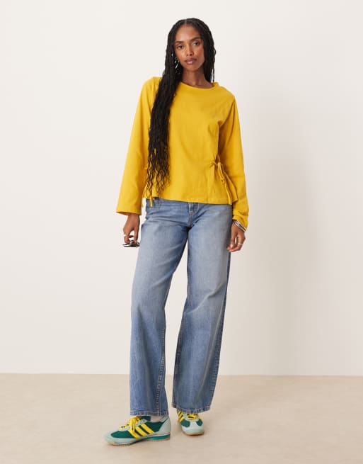 ASOS DESIGN – Gul, långärmad topp med indragen knytning på sidan, 3 av 4