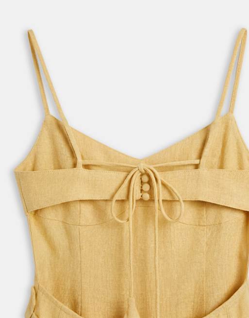 ASOS DESIGN – Gul maxiklänning med smala axelband, påsydda blommor och plisserad byst, 8 av 8