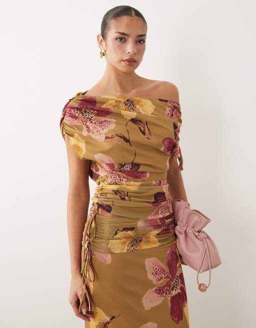 ASOS DESIGN - Gul mesh-top med rynkede skuldre og indsyet talje samt blomstermønster - Del af sæt, 2 af 4