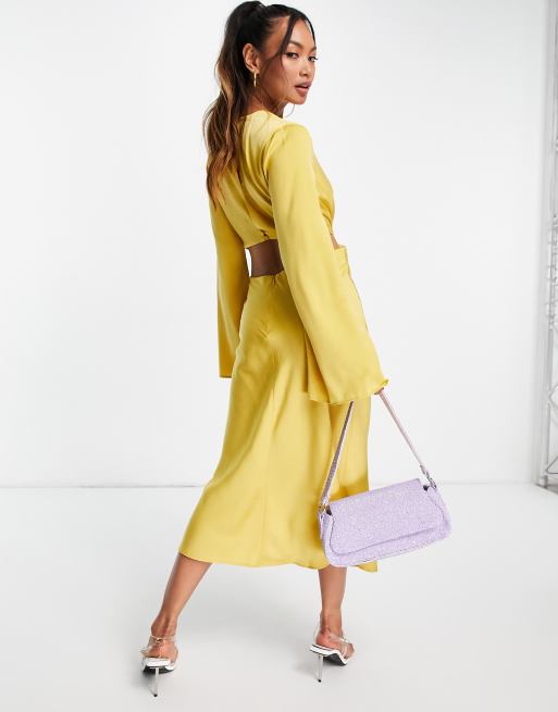ASOS DESIGN – Gul midi-satinklänning med knut framtill, utsvängda ärmar och utskurna sidor, 2 av 4