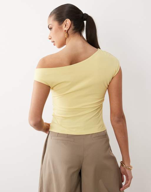 ASOS DESIGN - Gul offshoulder-top med rynkedetalje, 3 af 4