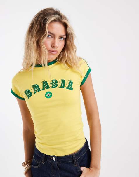 ASOS DESIGN - Gul og grøn krympet baby-T-shirt med 'Brasil'-print i fodboldstil - view 1