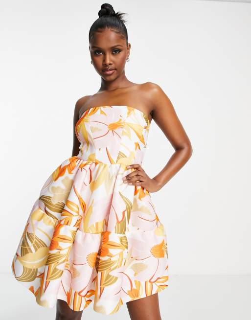 ASOS DESIGN - Gul og lagdelt bandeau-miniskaterkjole med blomstermønster, 2 af 4