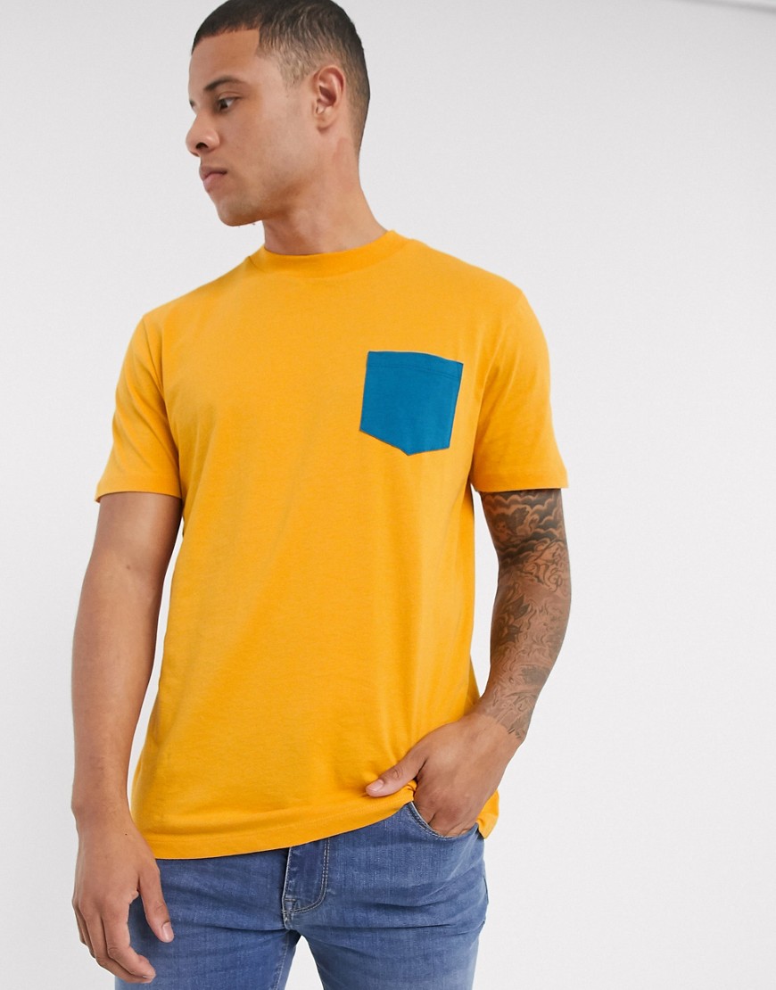 ASOS DESIGN Gul t-shirt med kontrastfarvet lomme