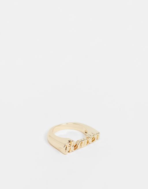 ASOS DESIGN – Guldfärgad ring med ”Heaven” i gotiskt typsnitt
