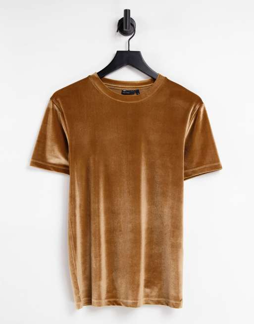 ASOS DESIGN – Guldfärgad t-shirt i velour