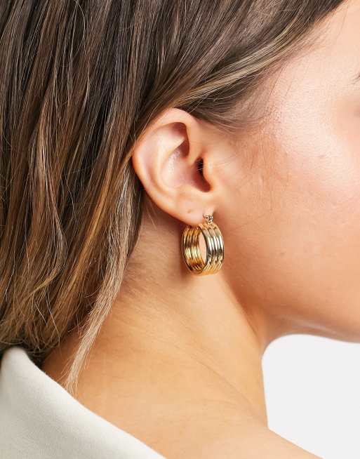ASOS DESIGN – Guldfärgade creoler med ribbad design i tre lager, 2 av 4