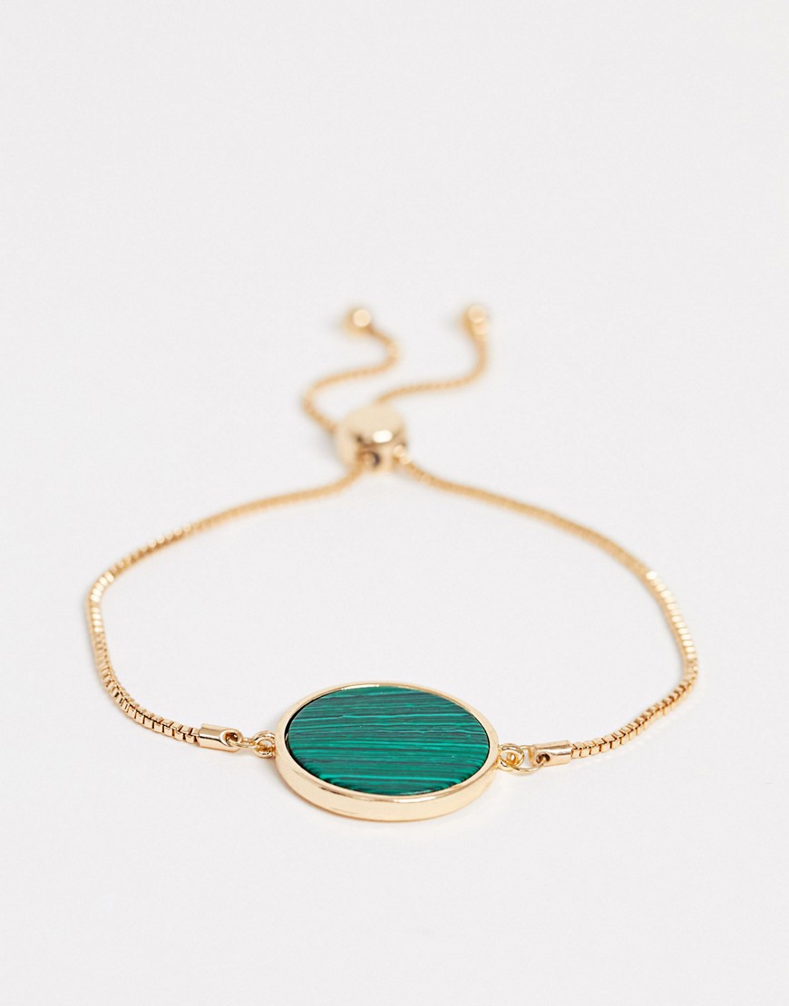 ASOS DESIGN – Guldfärgat armband med kedja och oäkta grön sten