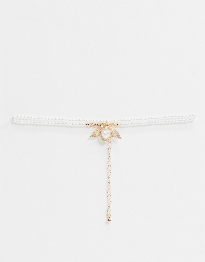 ASOS DESIGN – Guldfärgat halsband med ängel- och hjärthängsmycken och pärlor