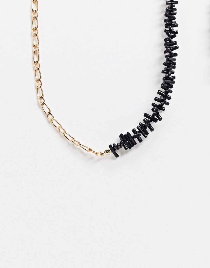ASOS DESIGN – Guldfärgat halsband med korallimitation