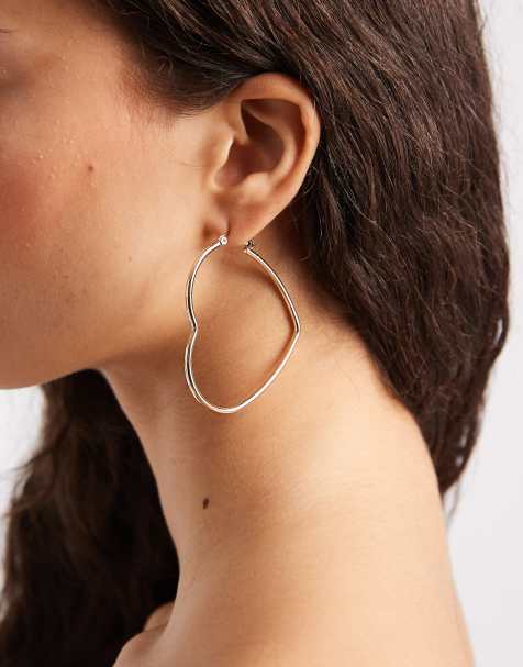 ASOS DESIGN - Guldfarvede hoop-øreringe med hjertedesign - view 1