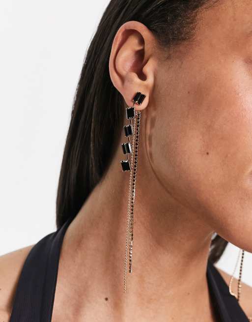 ASOS DESIGN - Guldfarvede øreringe med krystalvedhæng i forskellig længde i sort, 4 af 4