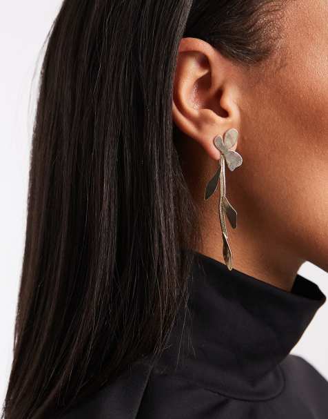 ASOS DESIGN - Guldfarvede øreringe med udskåret bladdesign - view 1