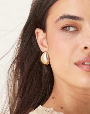 ASOS DESIGN - Guldfarvede ørestikkere med dråbeform - view 1
