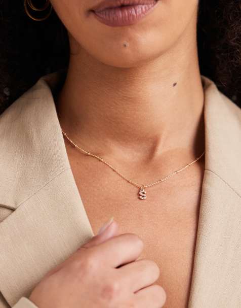 ASOS DESIGN - Guldfarvet halskæde med kugler og 'S'-initialvedhæng med kubisk zirkonia leveret i gaveæske - view 1