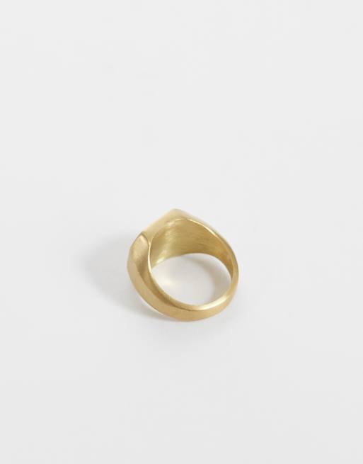 ASOS DESIGN - Guldfarvet signetring med flad top i vandtæt rustfrit stål, 2 af 3