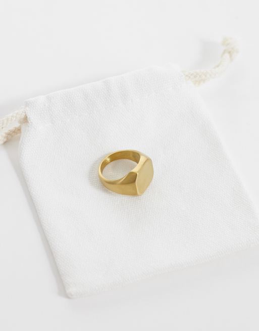 ASOS DESIGN - Guldfarvet signetring med flad top i vandtæt rustfrit stål, 3 af 3