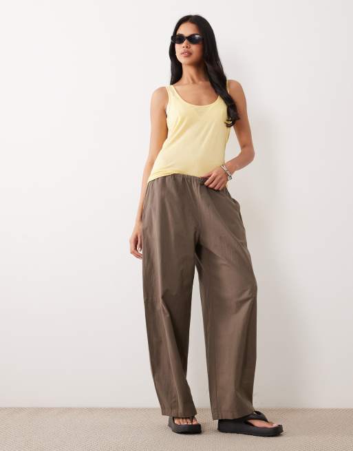 ASOS DESIGN – Gult, halvskirt linne med djup halsringning, 2 av 4