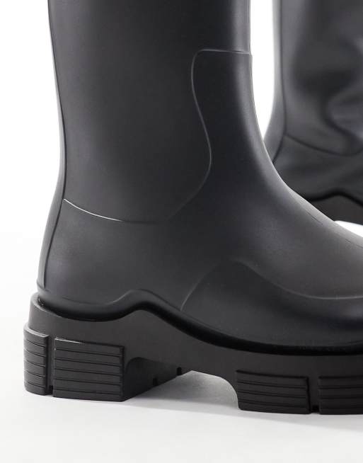 ASOS DESIGN gumboots in black