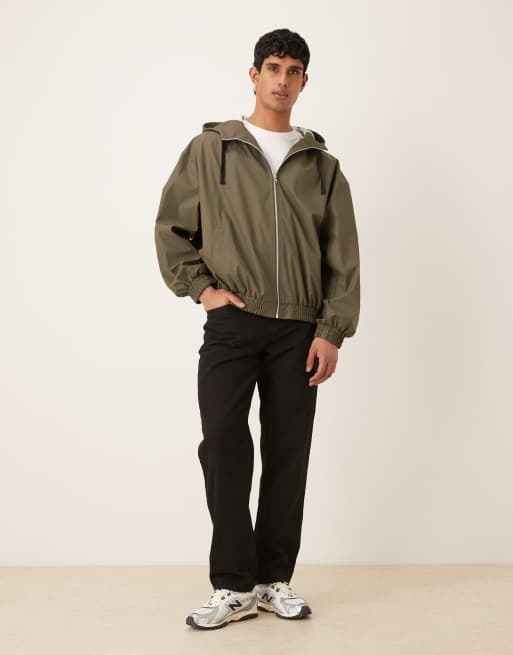 ASOS DESIGN – Gumowana kurtka oversize z kapturem w kolorze khaki, 2 z 5