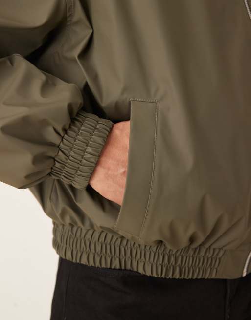 ASOS DESIGN – Gumowana kurtka oversize z kapturem w kolorze khaki, 5 z 5