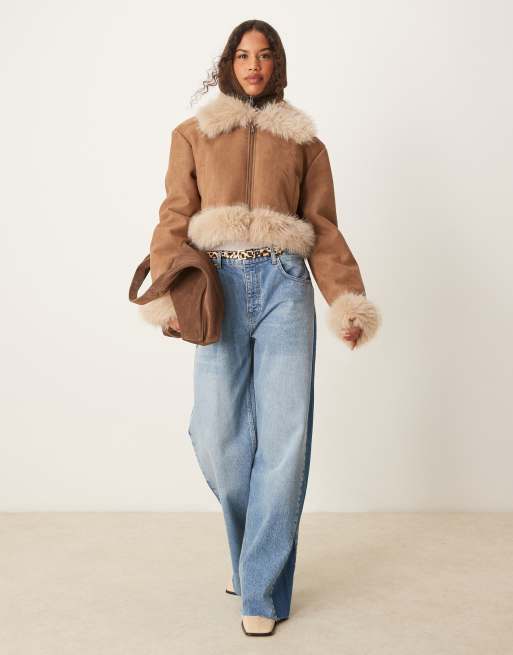 ASOS DESIGN - Gyldenbrun jakke med detaljer i imiteret pels, 2 af 4