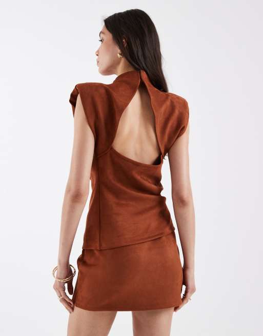 ASOS DESIGN - Gyldenbrun mininederdel i imiteret ruskind - Del af sæt, 4 af 5