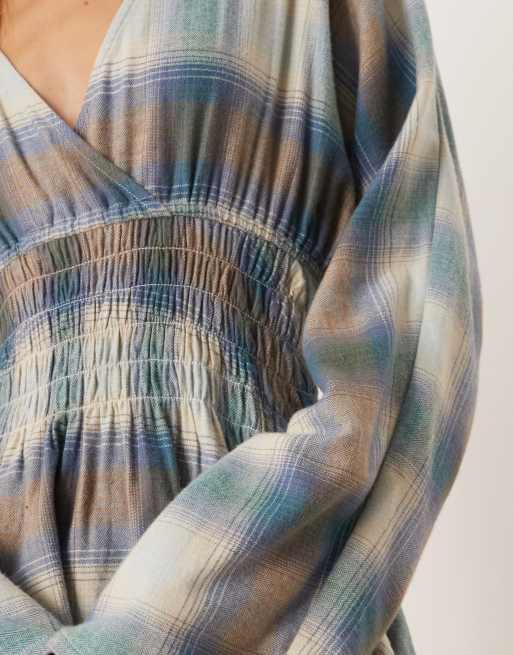 ASOS DESIGN - Gyldenbrun og blå minikjole med V-hals, rynket talje og tern, 4 af 4