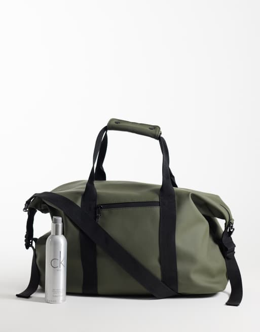 ASOS DESIGN gym rubberised holdall bag in khaki, 2 of 4