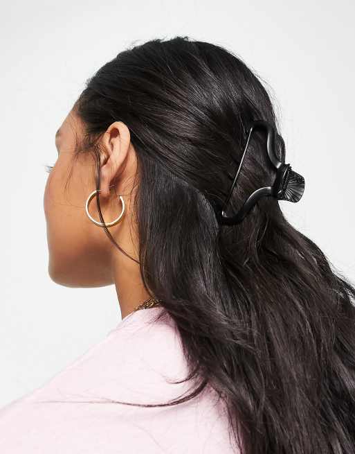 ASOS DESIGN – Haarspange mit offenem Design aus mattem Metall in Schwarz, 2 von 4