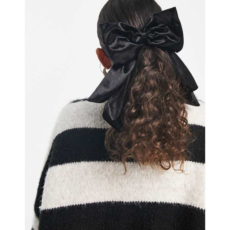 Black Velvet Bow