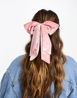 ASOS DESIGN hair bow in dusty pink velvet