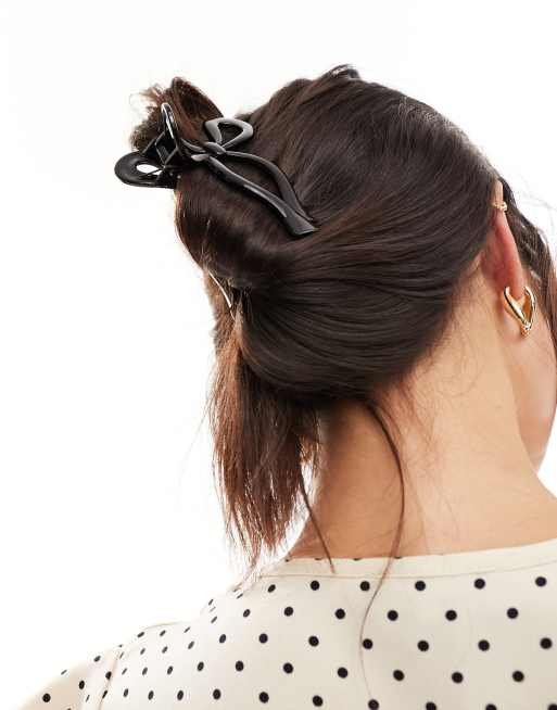 ASOS DESIGN hair claw with bow detail in black, 4 of 4
