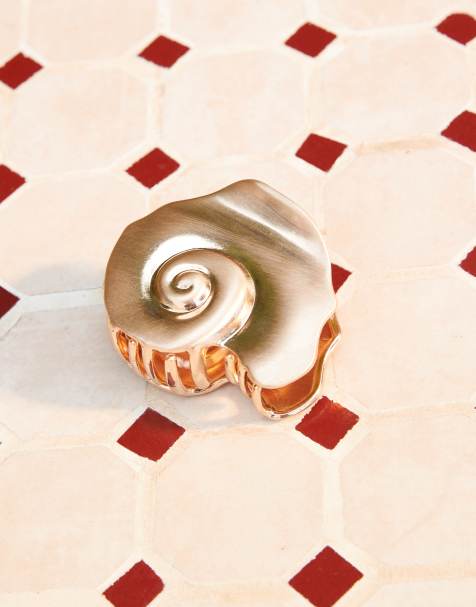ASOS DESIGN hair claw with matte shell design in gold tone - view 1