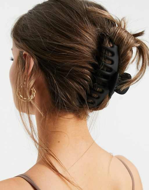 ASOS DESIGN hair clip claw in black