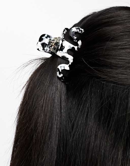 ASOS DESIGN hair clip claw in black