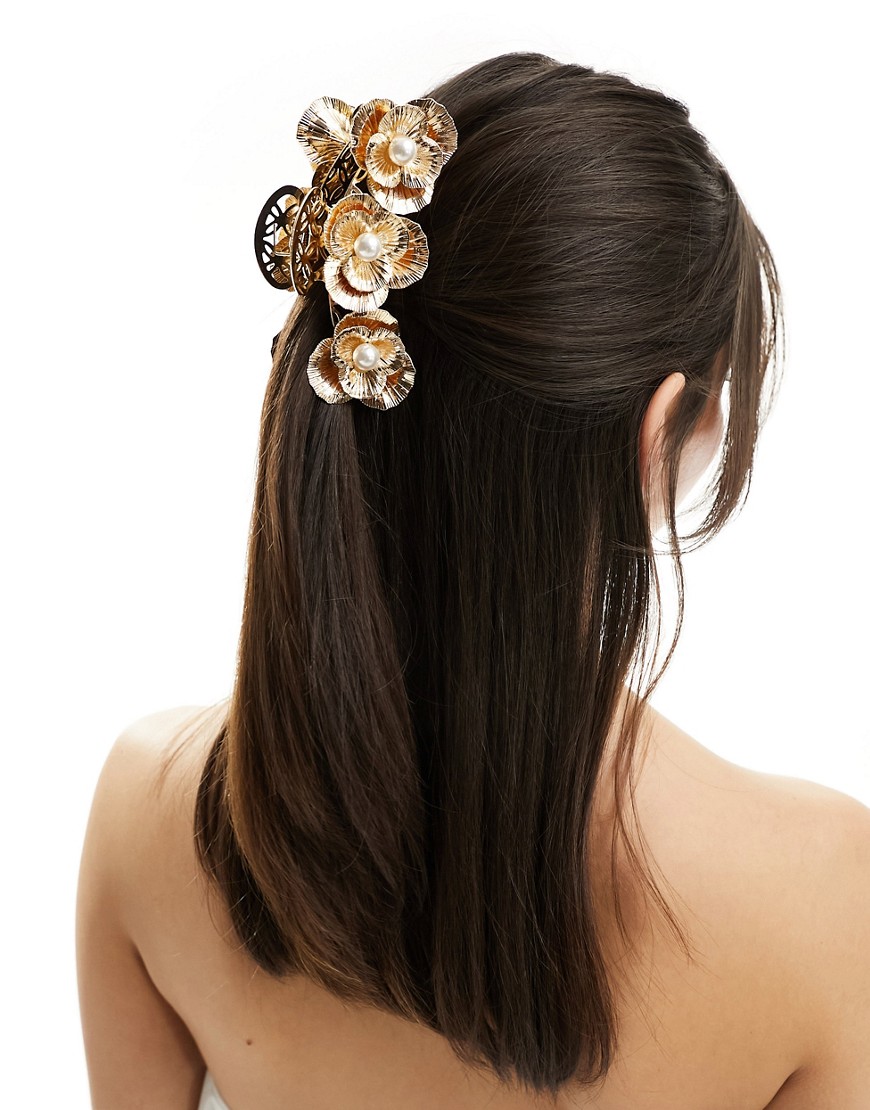 ASOS DESIGN hair clip claw with fine floral design in gold tone