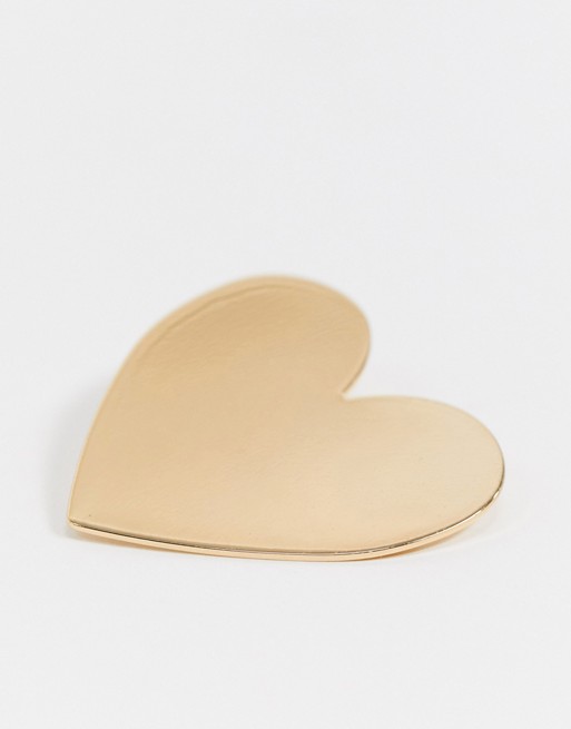 ASOS DESIGN hair clip in heart shape in gold tone