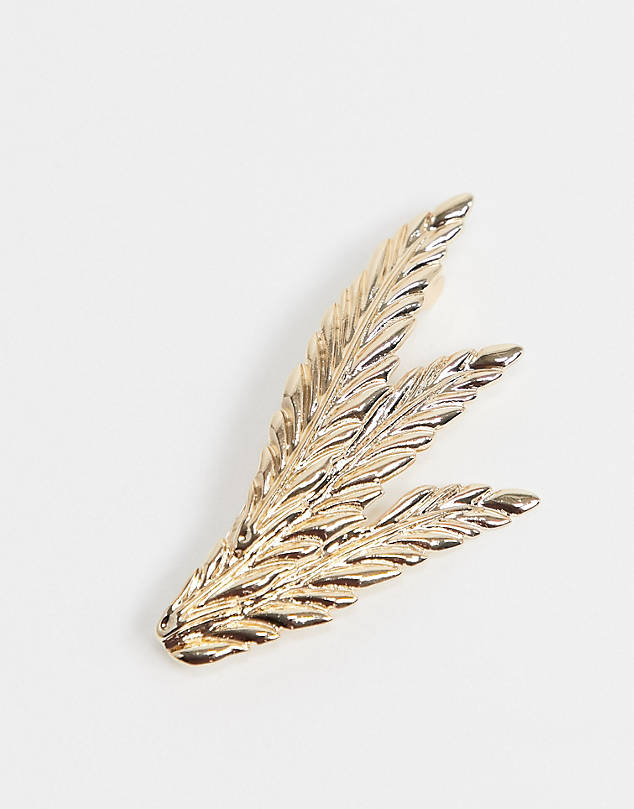 ASOS DESIGN hair clip in layered leaf design in gold tone